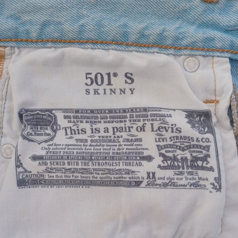 Levi's 501 S Skinny Straight Light Wash Cropped Jeans 26x28 EUC - Picture 13 of 13